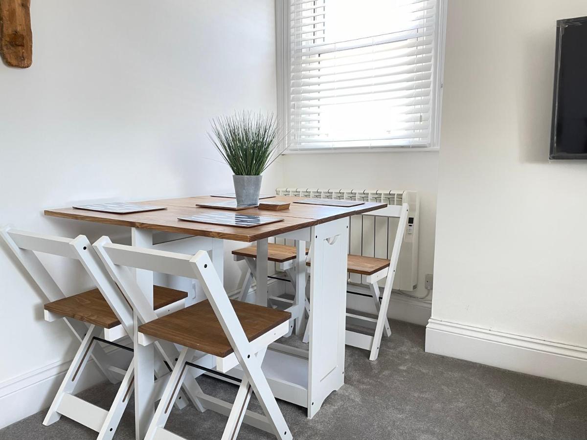 Light Airy 3 Bed Town Cntr Flat 700M To The Beach Bournemouth Exterior photo